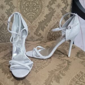 Badgley Mischka Glittering Silver Heels